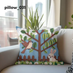 pillow_031 Bird On Tree
